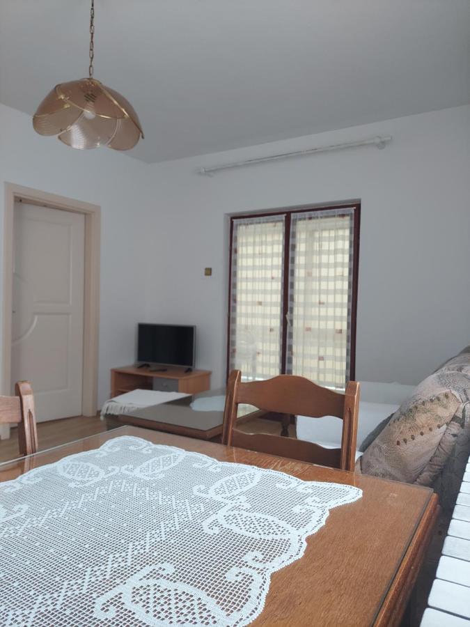 Prekounje Appartement Bihać Buitenkant foto
